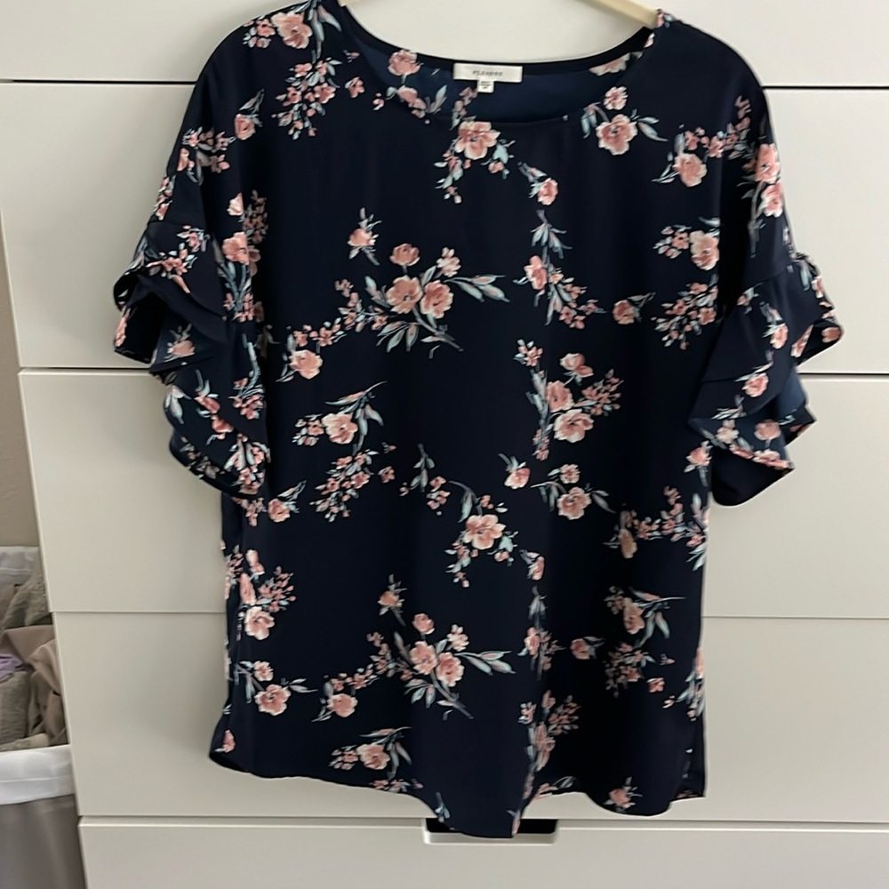 Pleione dress shirt nw/o tags